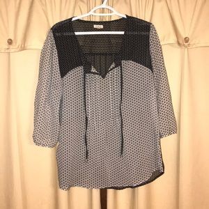 Antilia Femme black/white long sleeve tunic